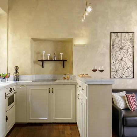 Spanish Steps Boutique